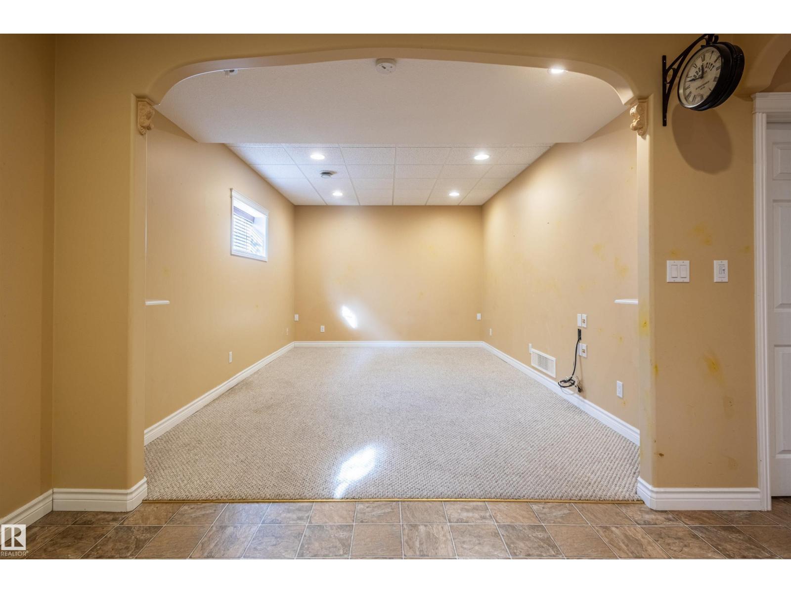 4909 57 Av Property Photo 51