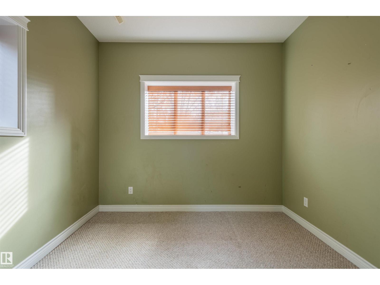4909 57 Av Property Photo 65
