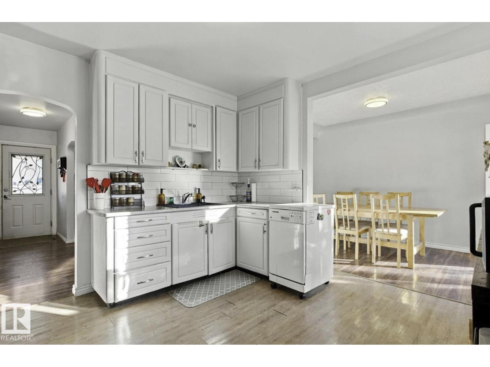 11928 127 St Nw Property Photo 14