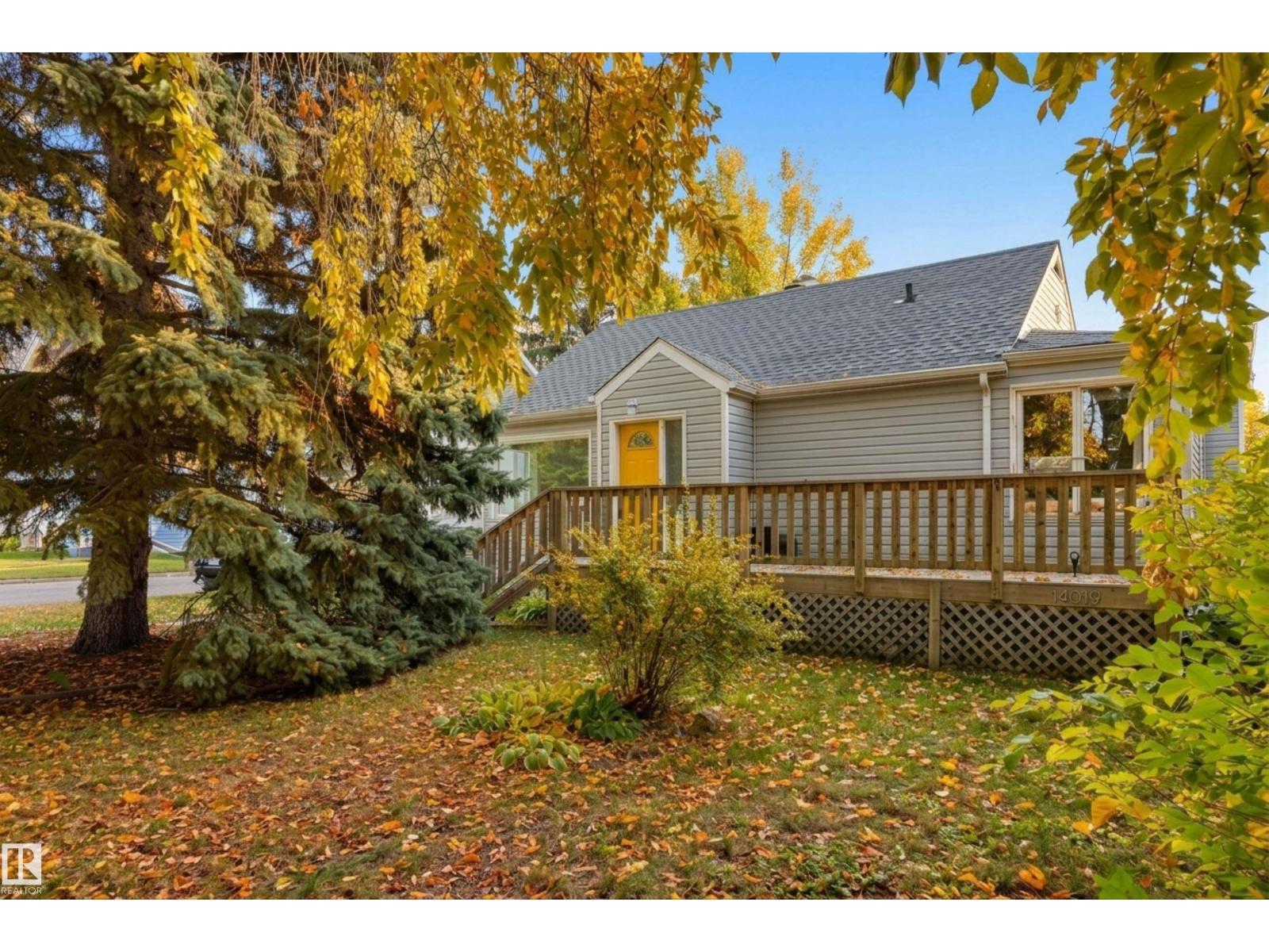 14019 106 Av Nw Property Photo 1