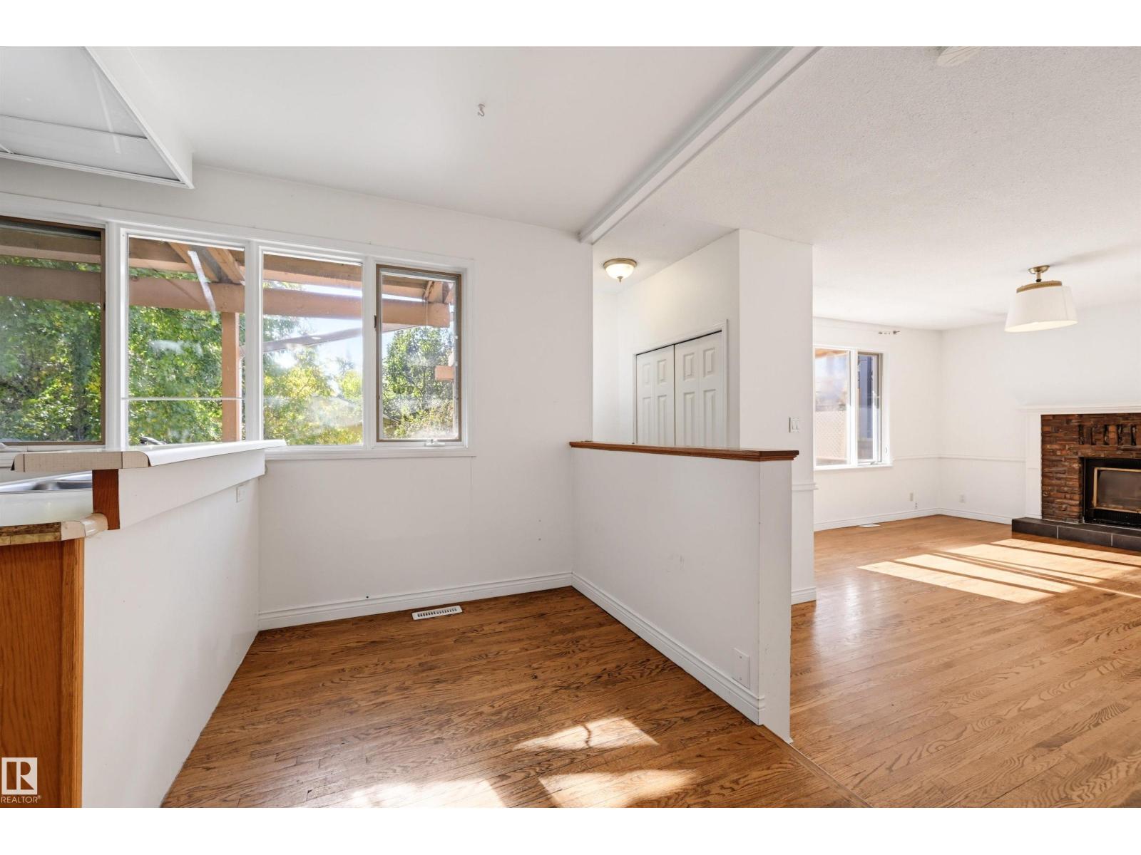 14019 106 Av Nw Property Photo 12