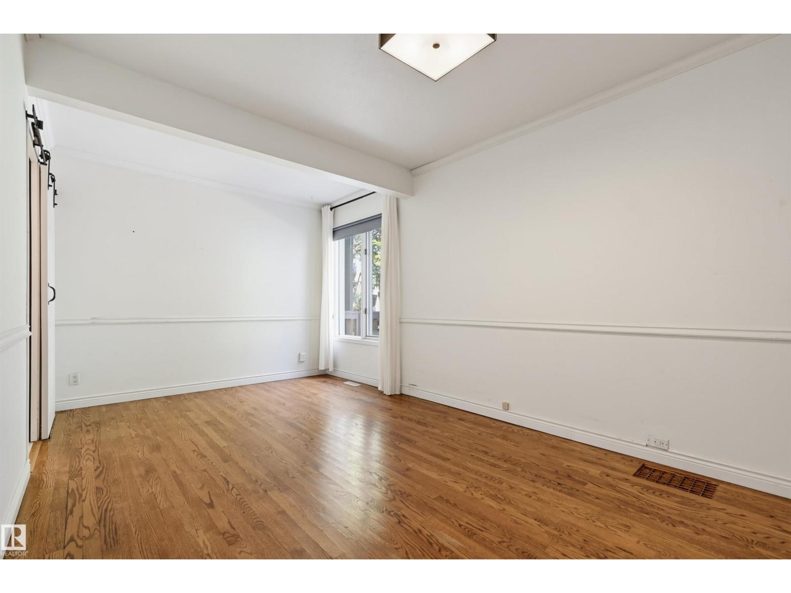 14019 106 Av Nw Property Photo 23
