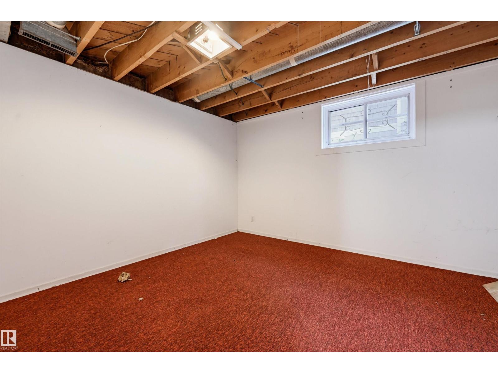 14019 106 Av Nw Property Photo 31