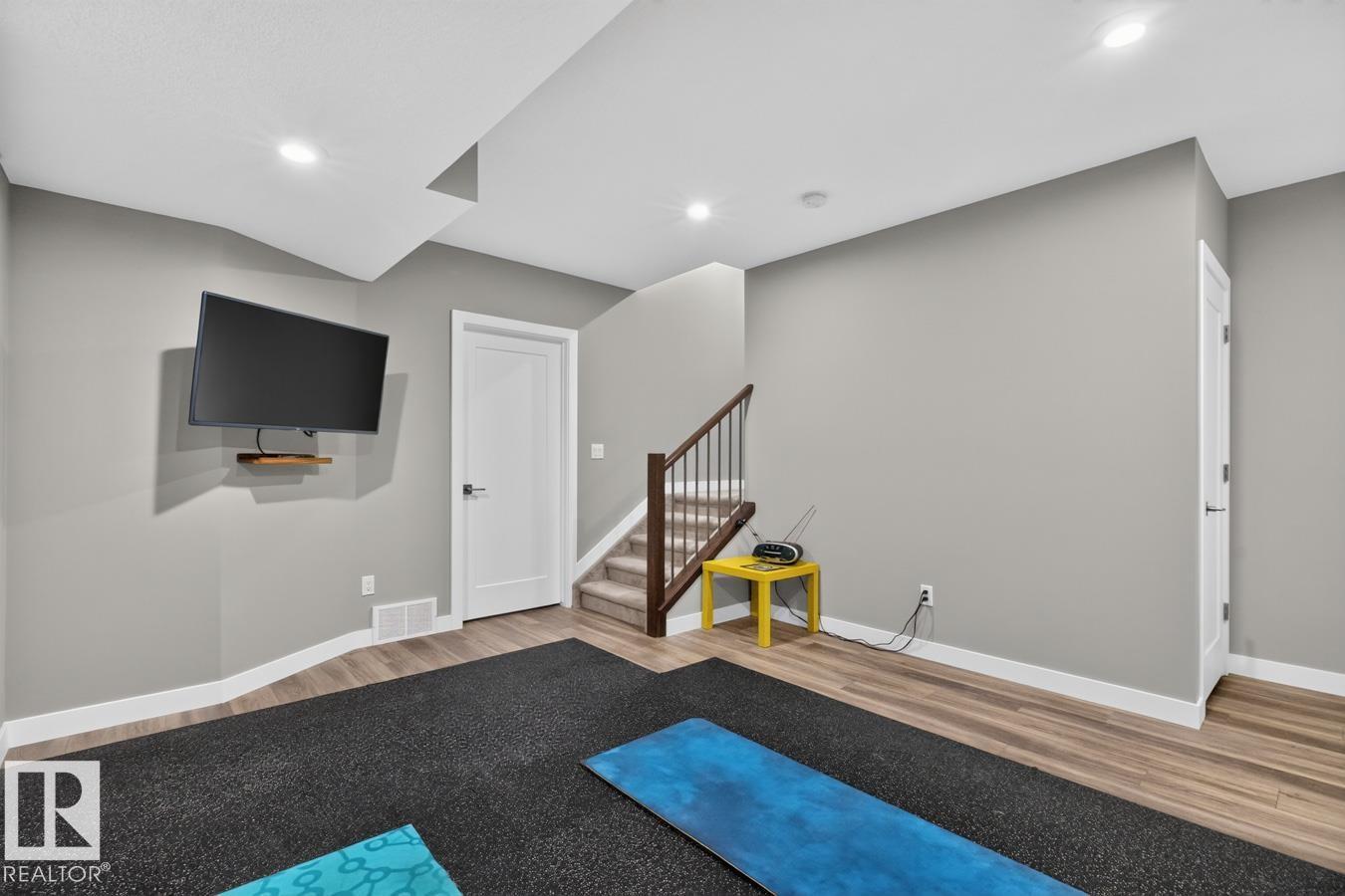 11207 78 Av Nw Nw Property Photo 33