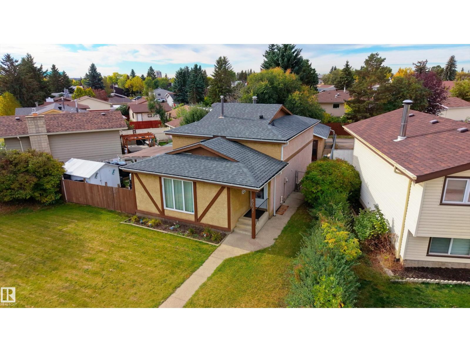6007 37 Av Nw Property Photo 38