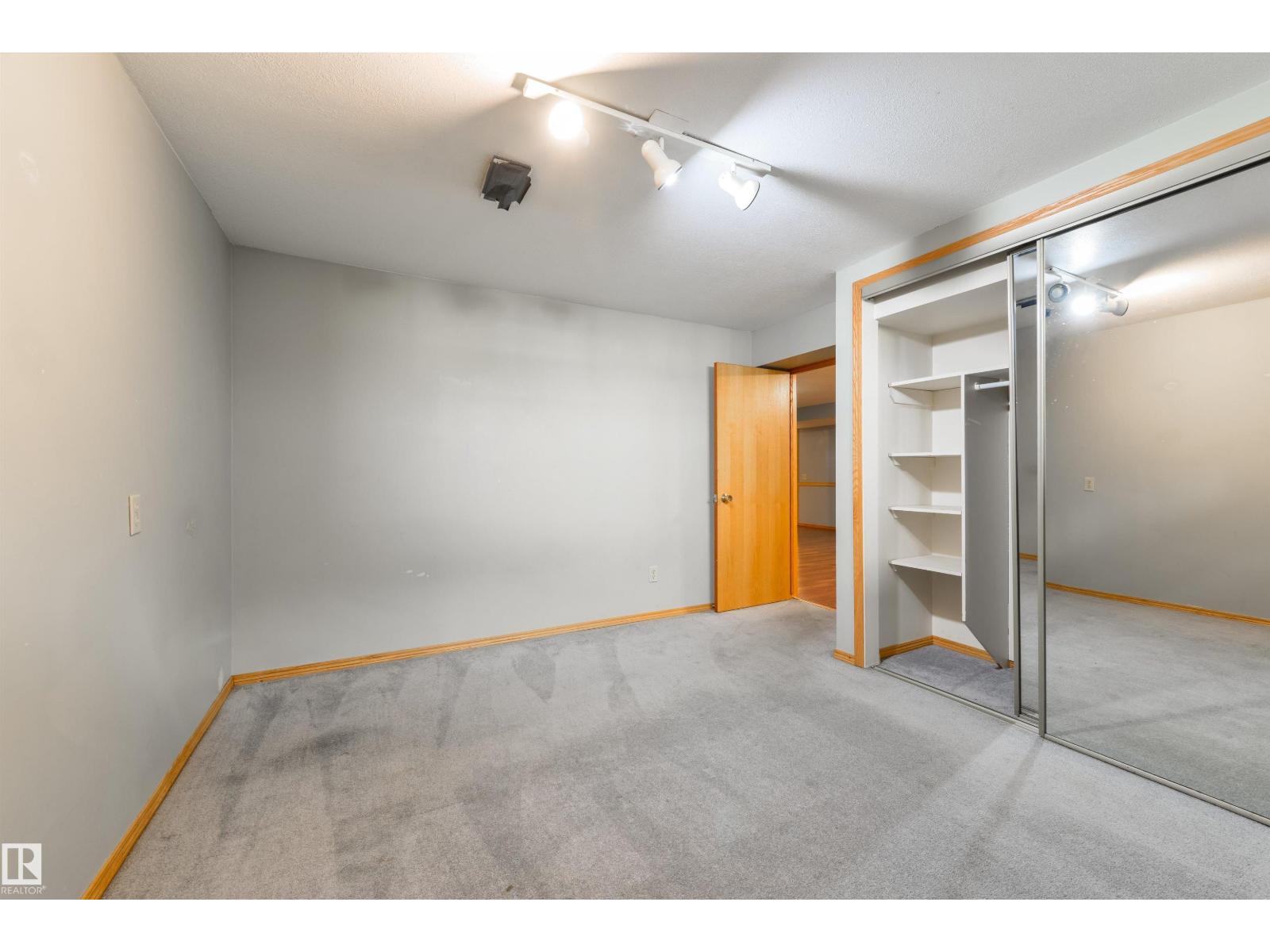 9260 Ottewell Rd Nw Property Photo 28