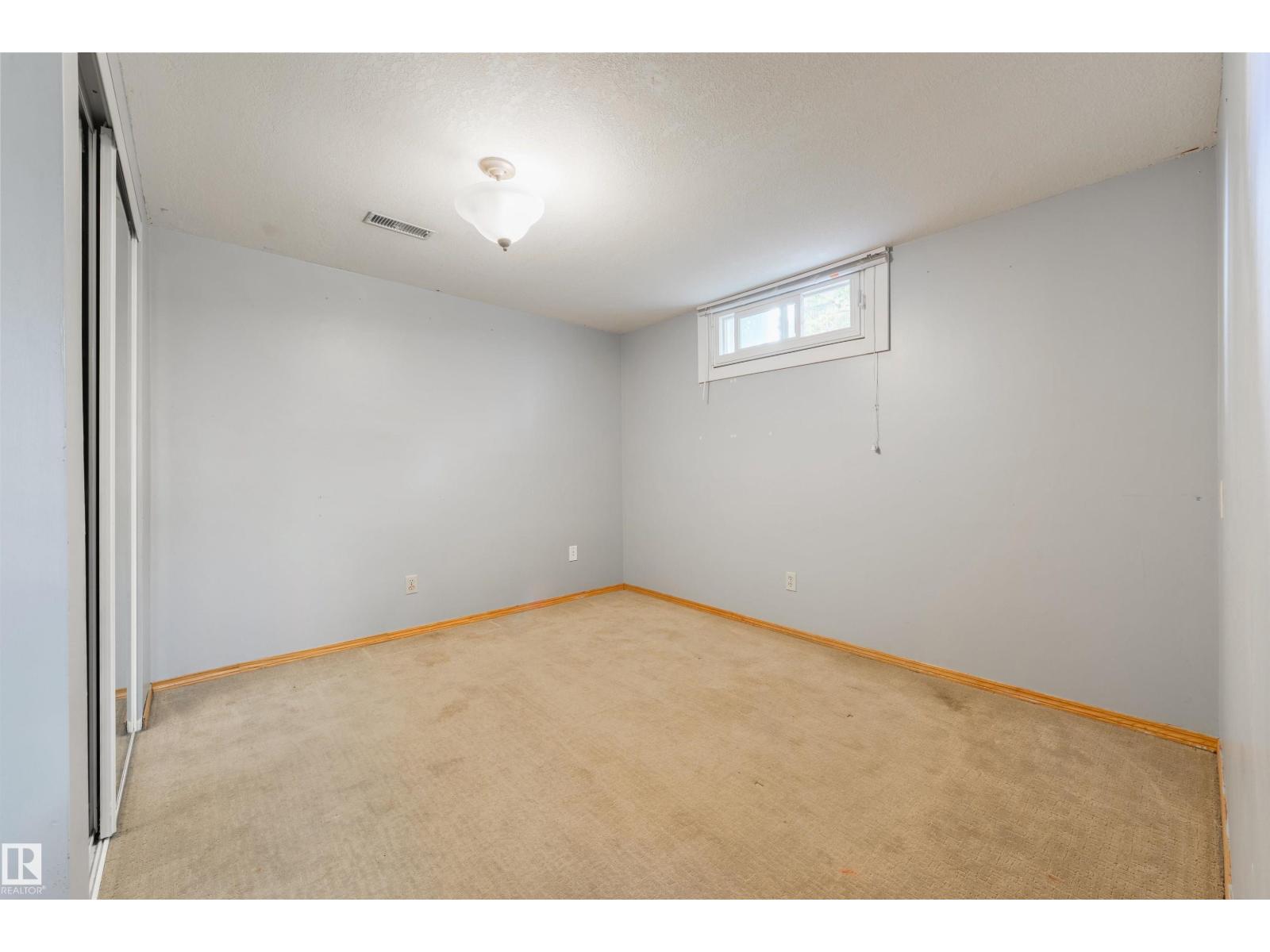 9260 Ottewell Rd Nw Property Photo 30