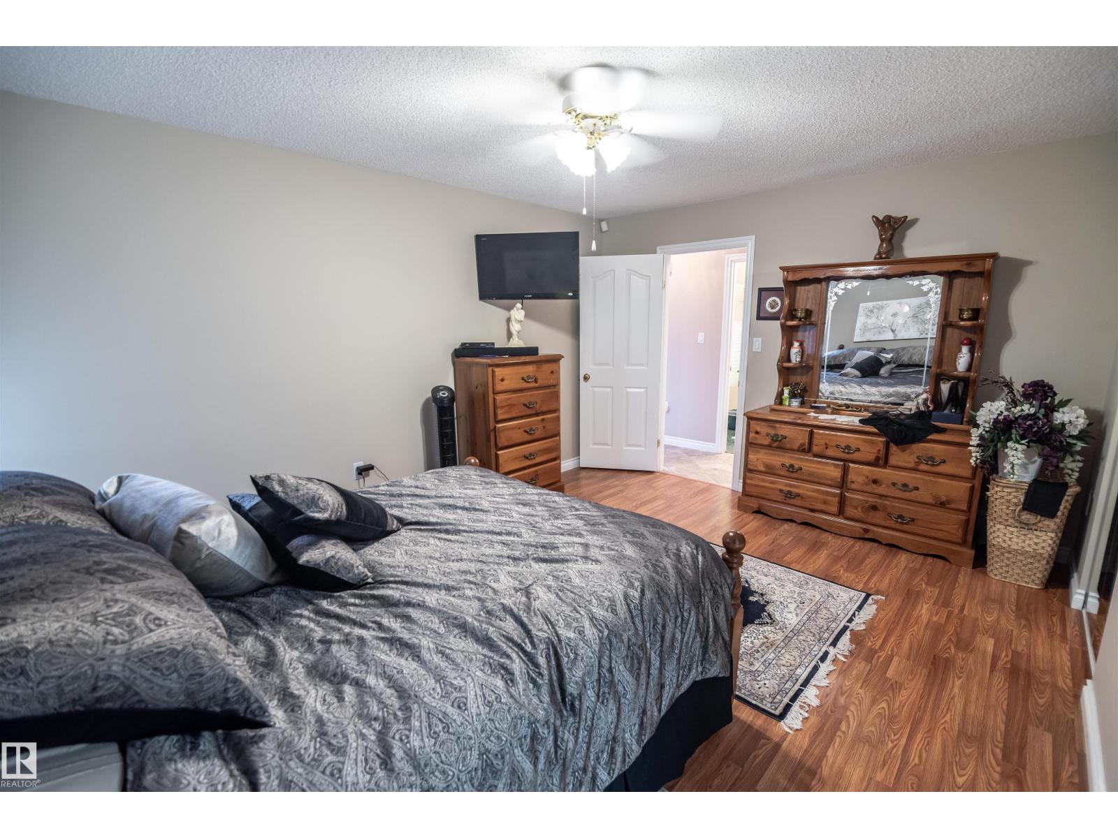 4740 Sunset Dr Property Photo 21