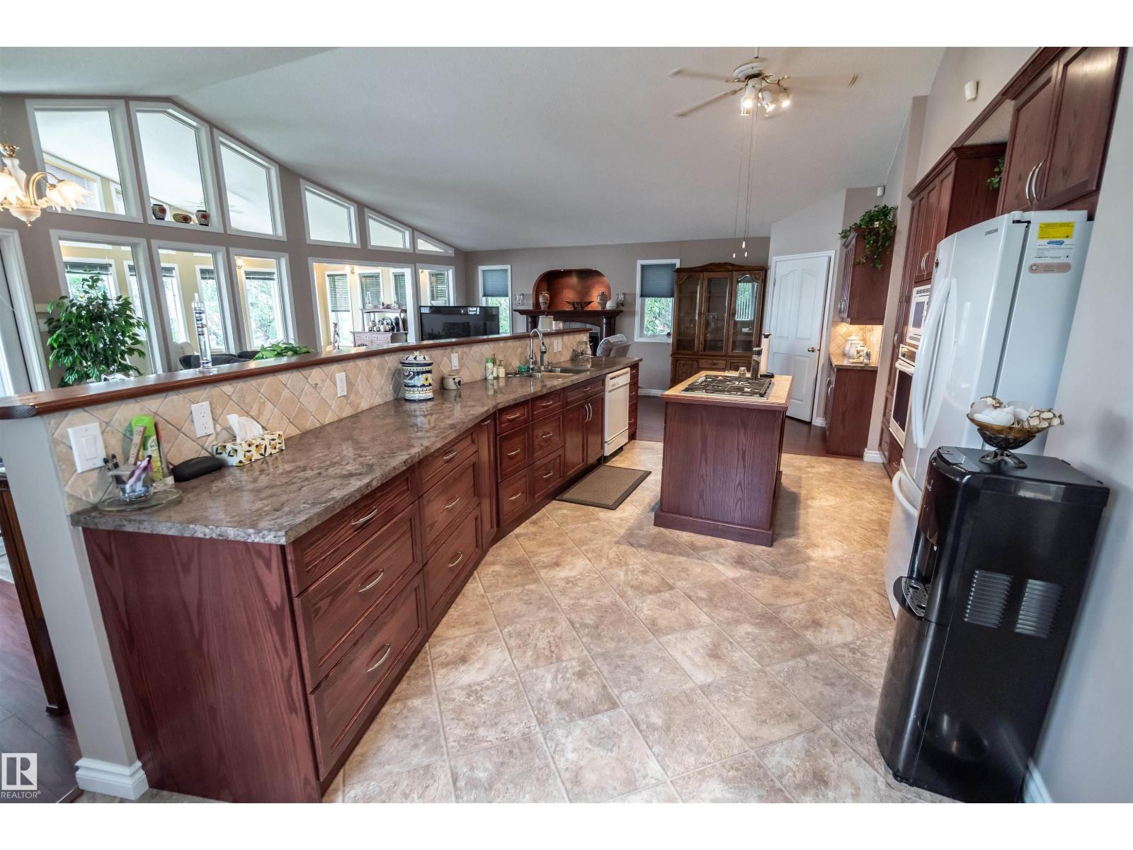 4740 Sunset Dr Property Photo 28