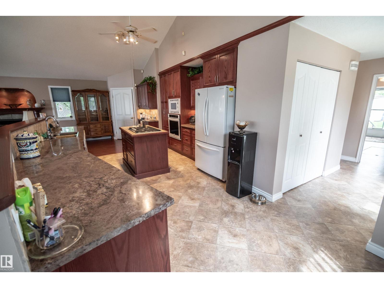 4740 Sunset Dr Property Photo 29