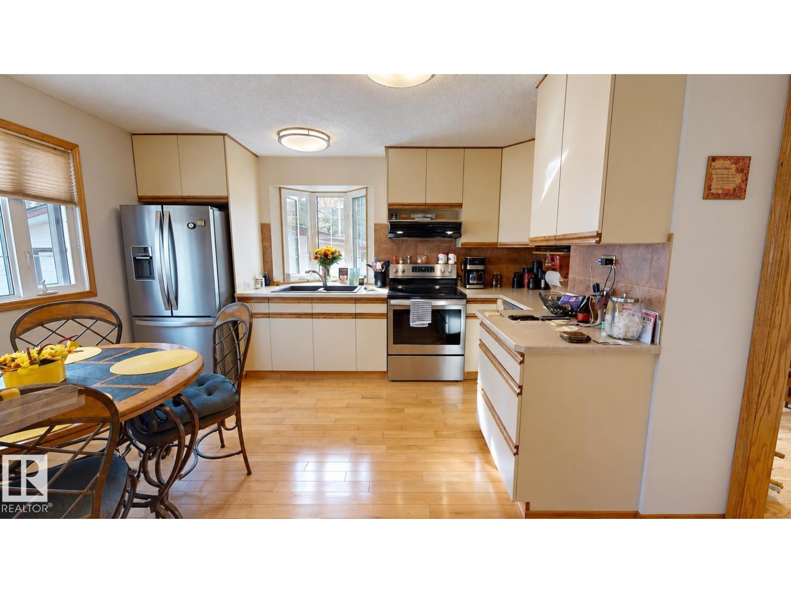 109 Galen Pl Property Photo 3