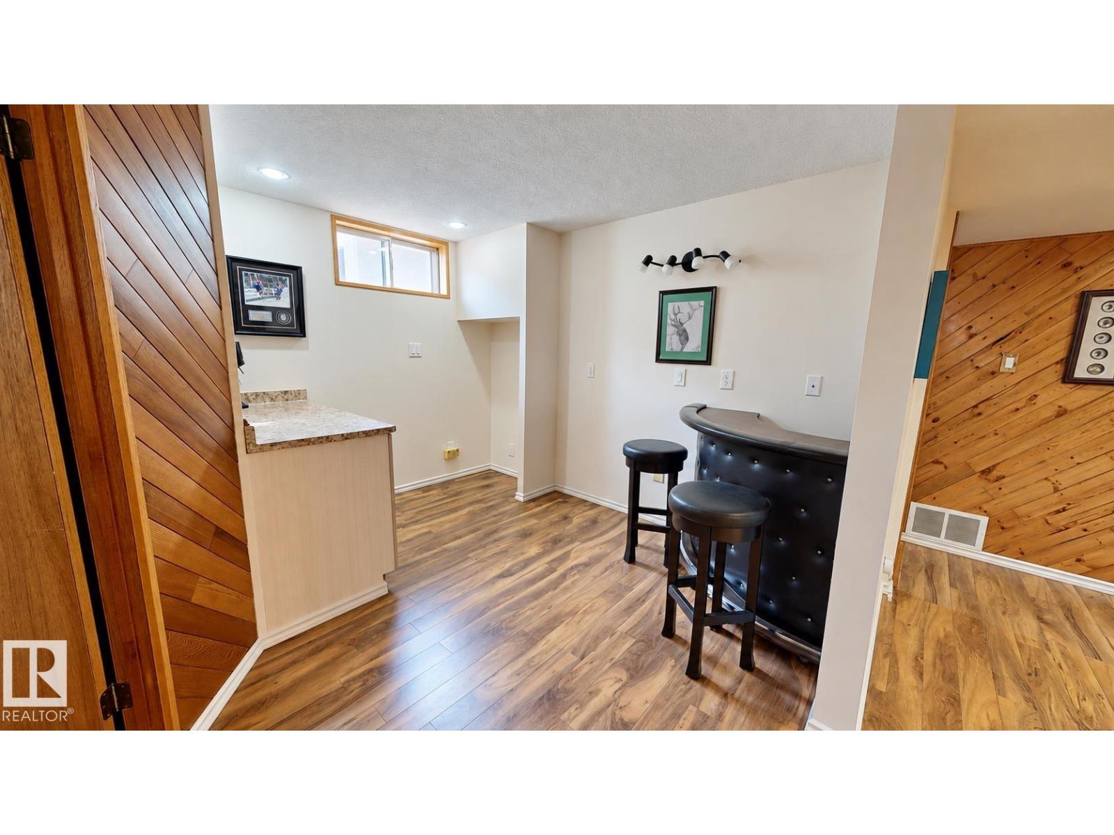 109 Galen Pl Property Photo 19