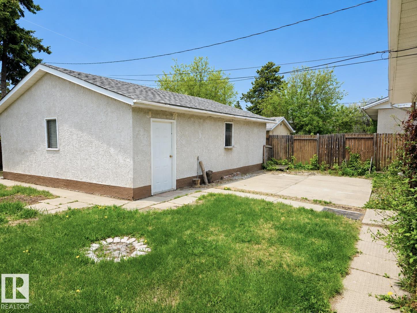 8712 162 St Nw Property Photo 18