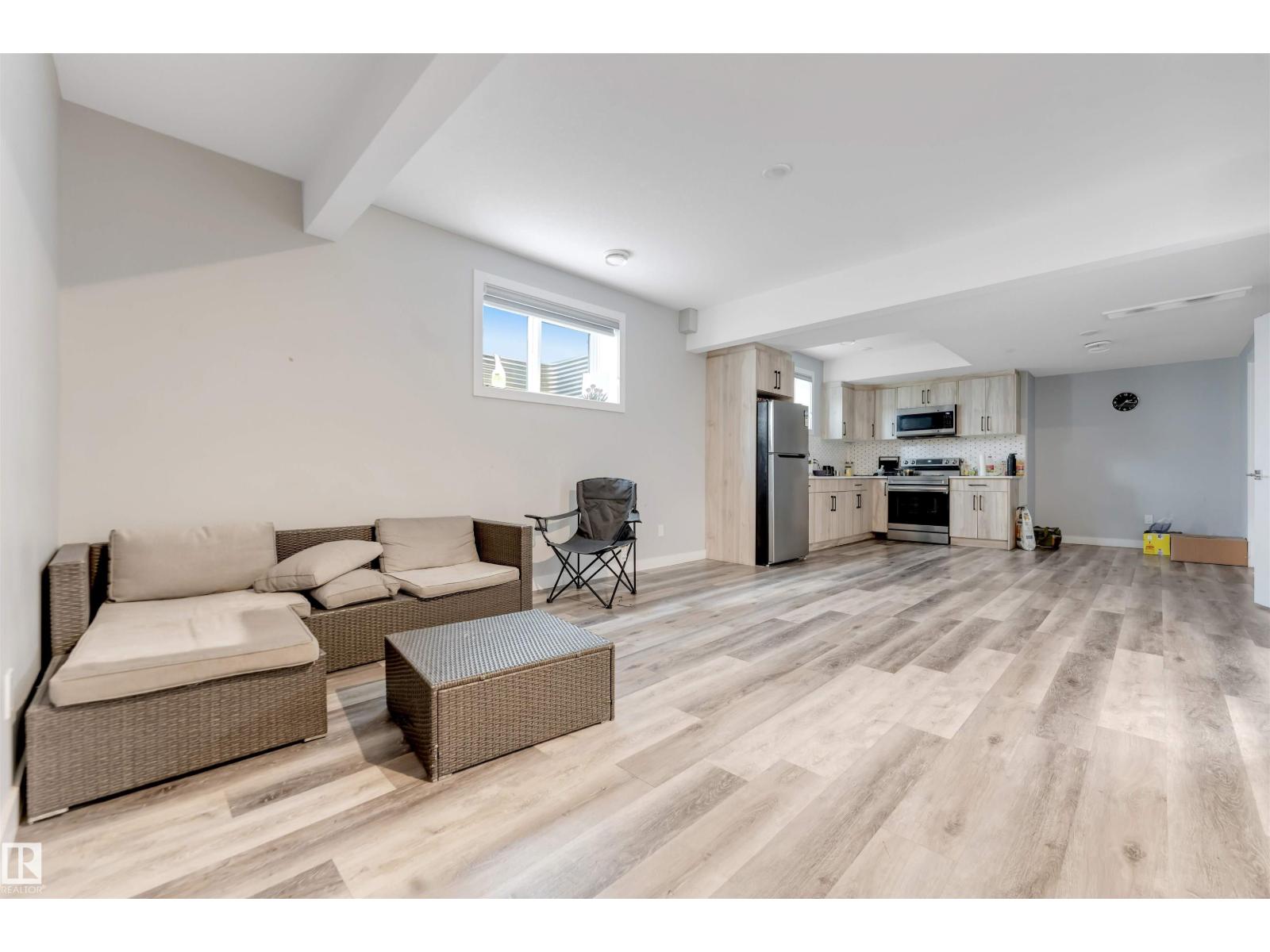 1831 18 St Nw Property Photo 40