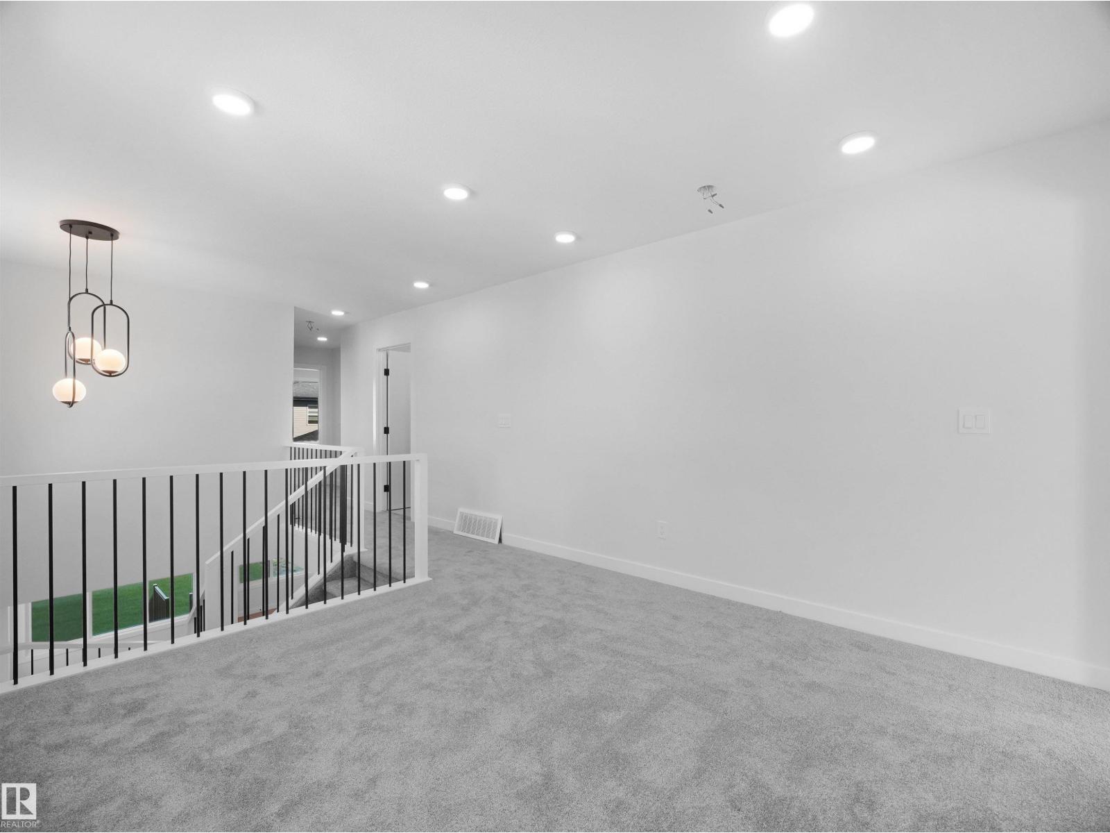 22108 94 Av Nw Property Photo 26