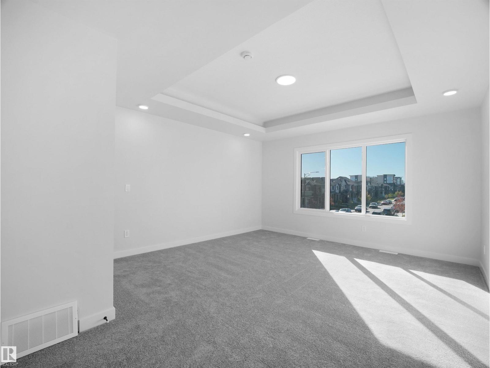 22108 94 Av Nw Property Photo 28