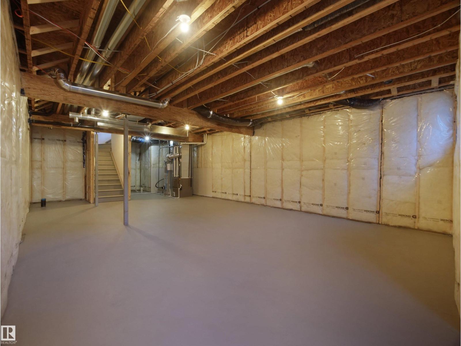 22108 94 Av Nw Property Photo 40