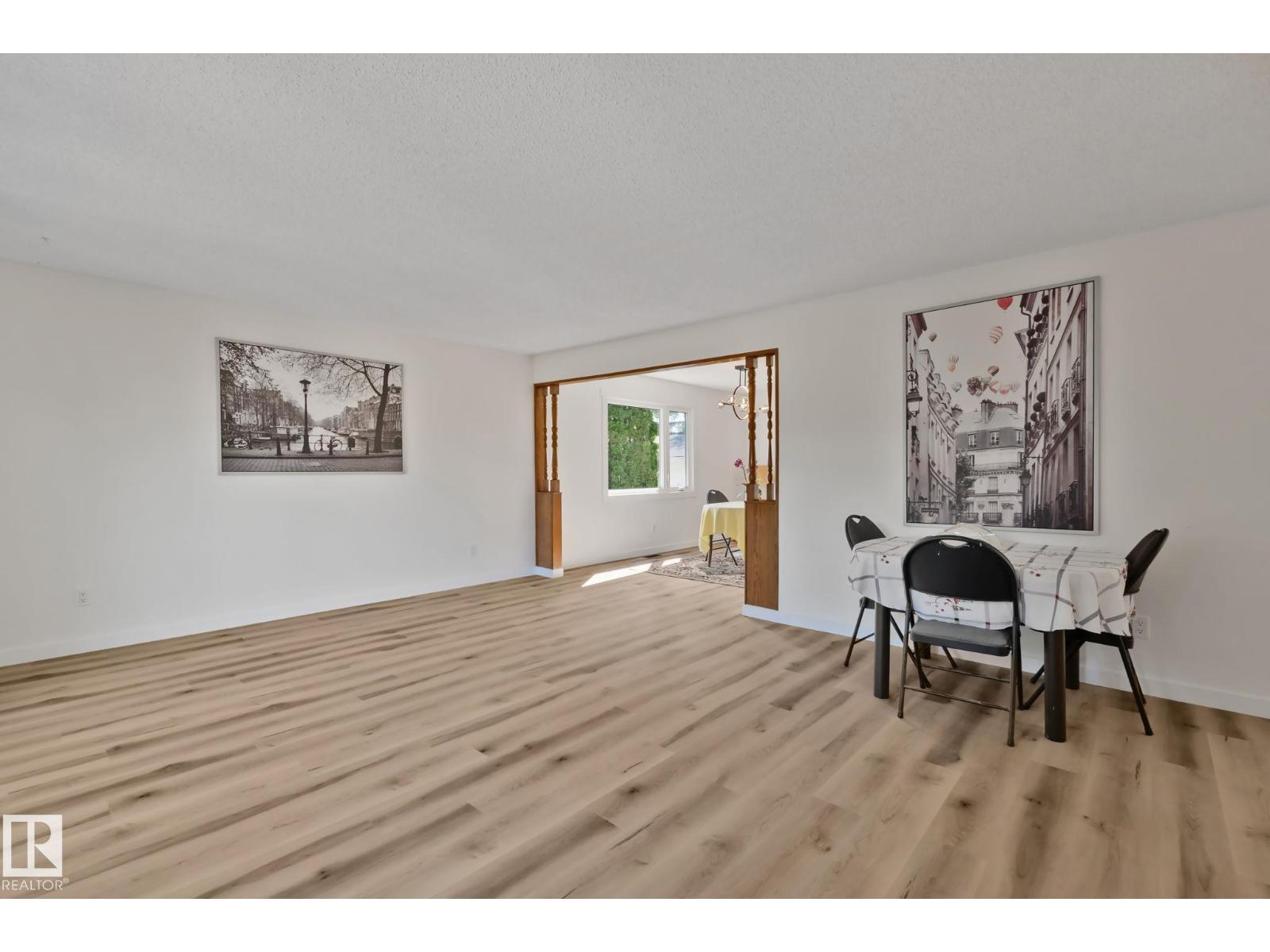 10619 35 Av Nw Property Photo 18