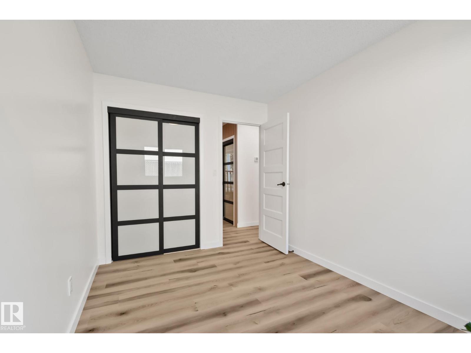 10619 35 Av Nw Property Photo 26