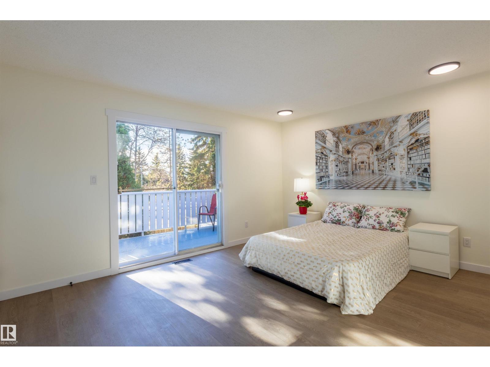 10619 35 Av Nw Property Photo 33
