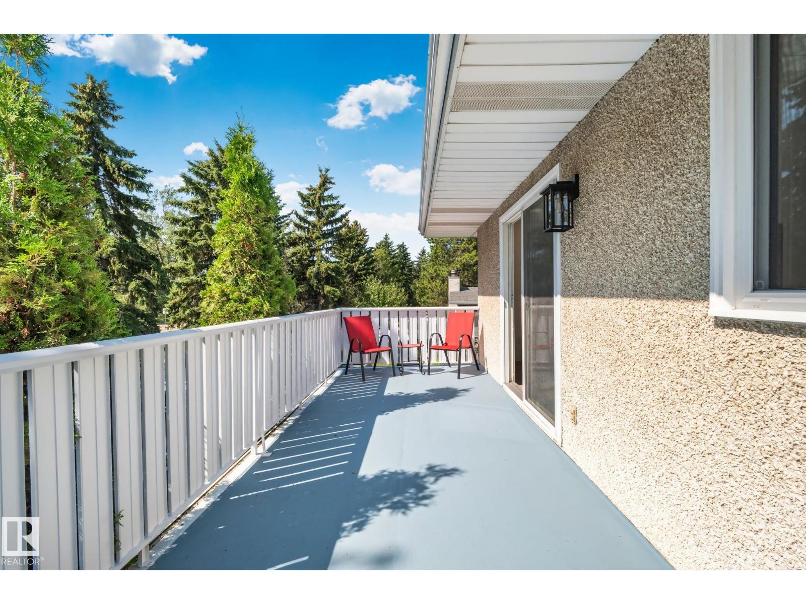 10619 35 Av Nw Property Photo 34