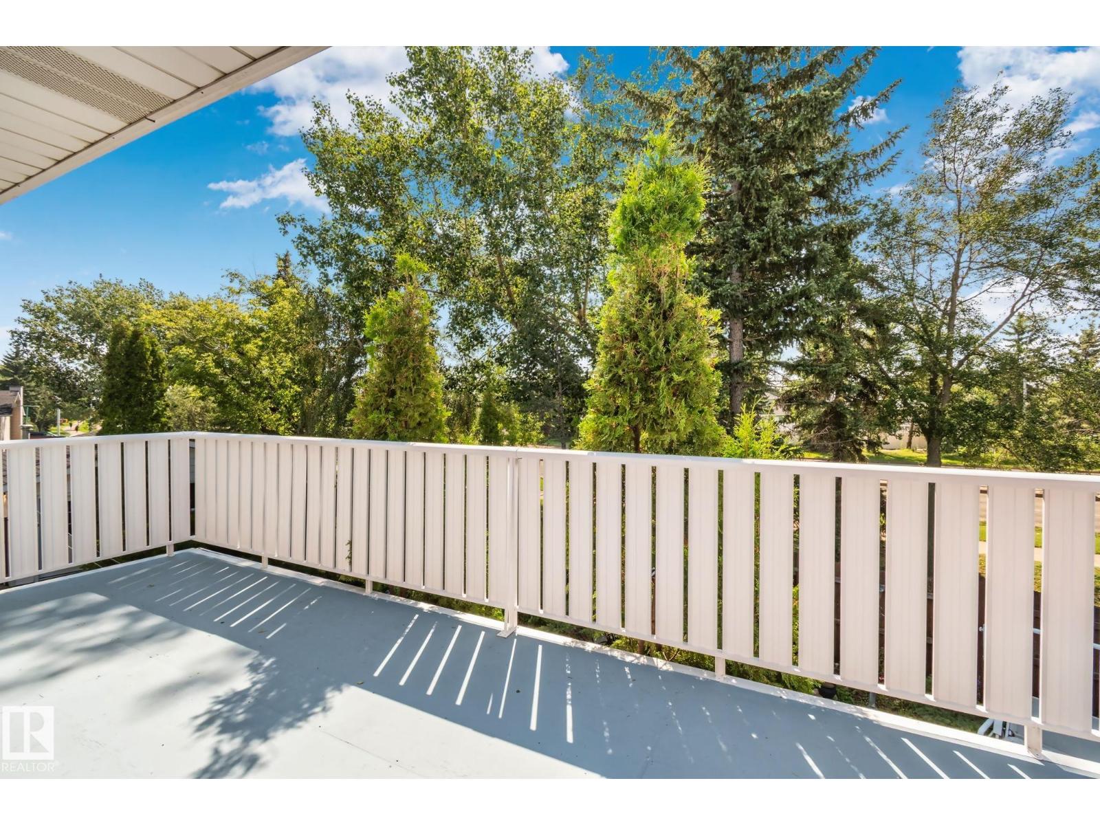 10619 35 Av Nw Property Photo 35