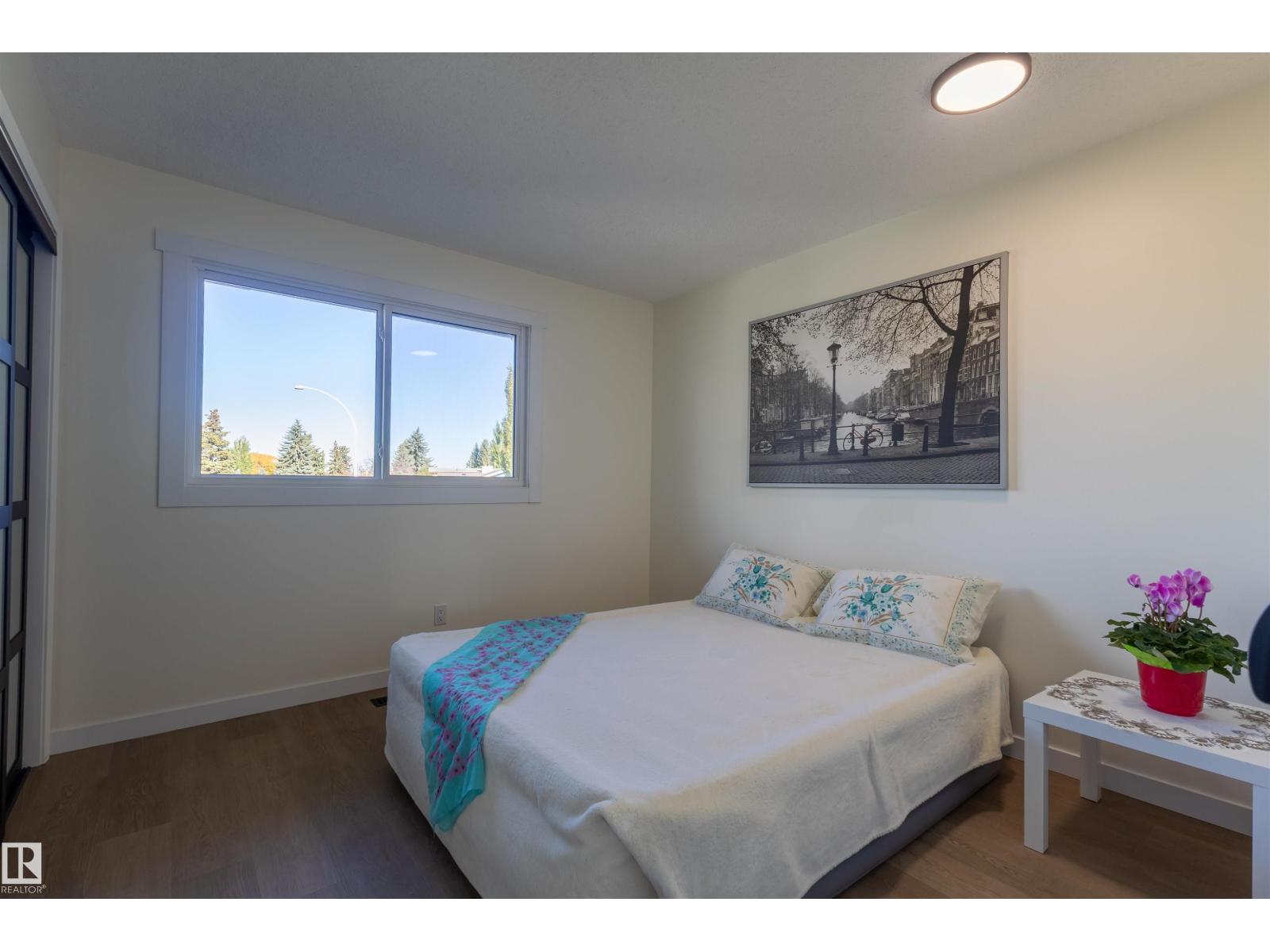 10619 35 Av Nw Property Photo 43