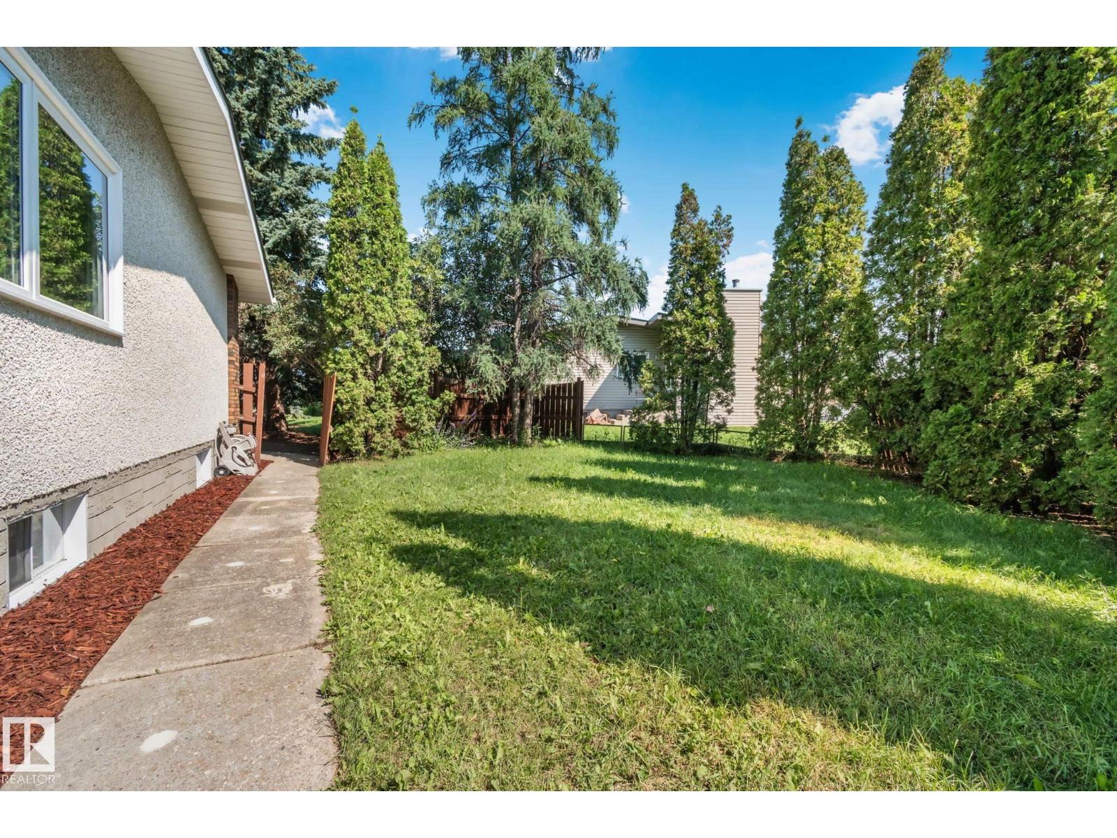 10619 35 Av Nw Property Photo 53