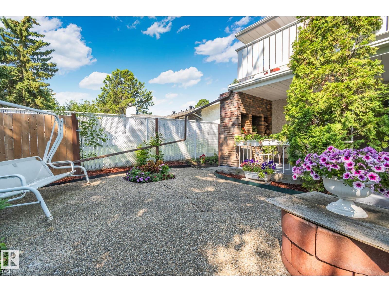10619 35 Av Nw Property Photo 59
