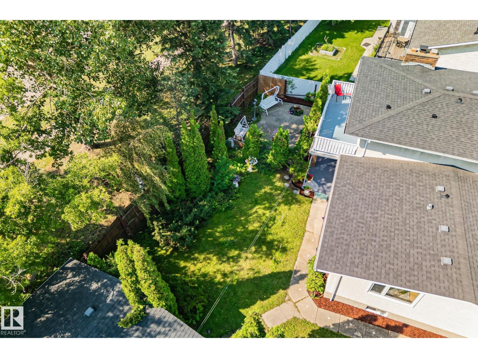 10619 35 Av Nw Property Photo 64