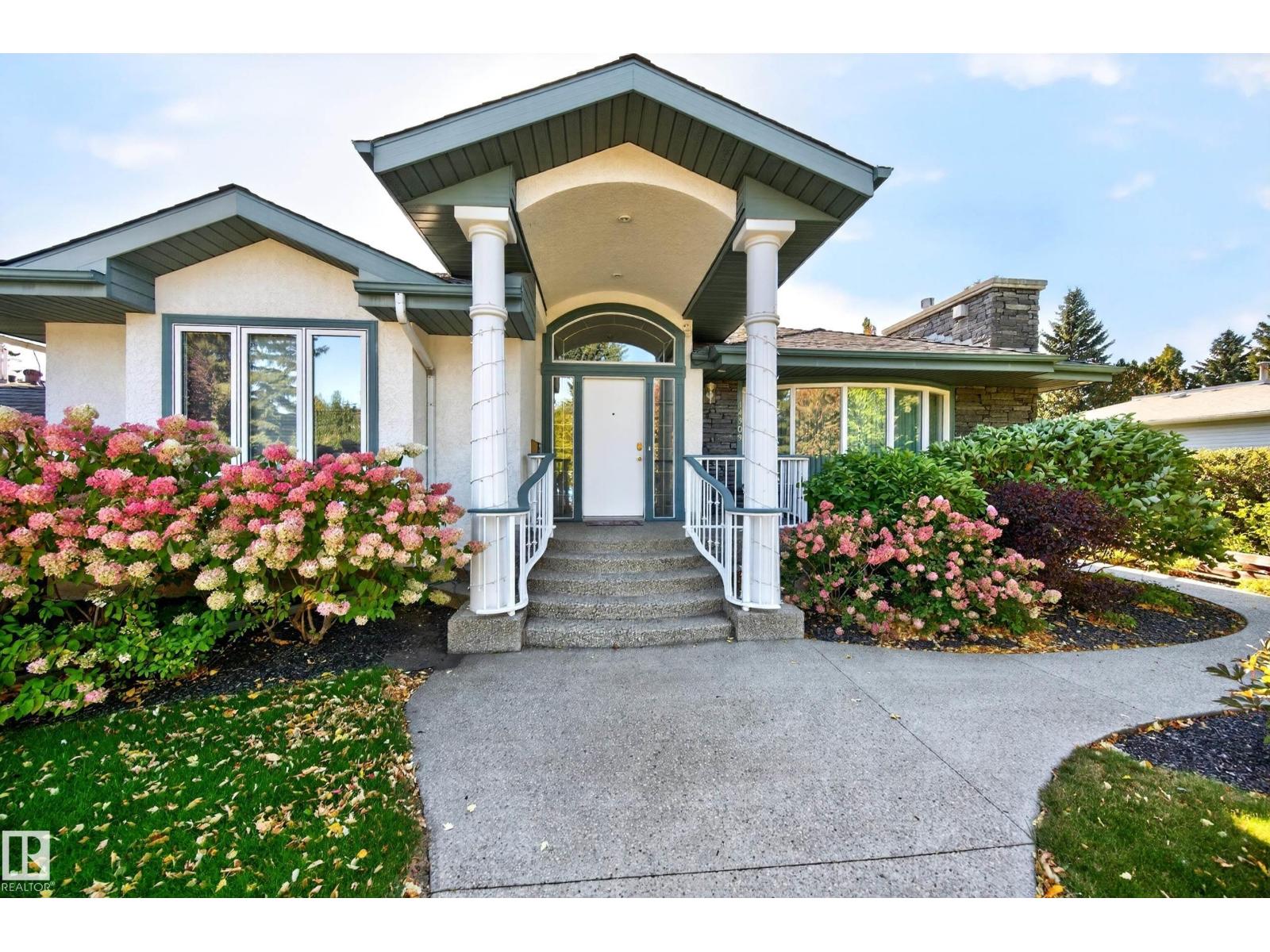 14303 50 Av Nw Property Photo 2