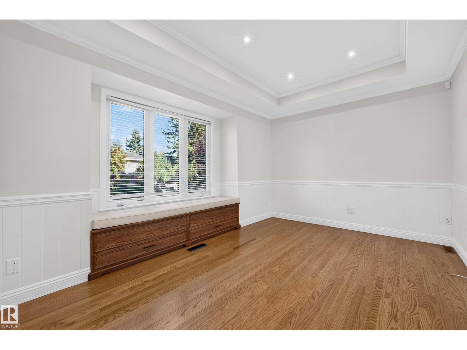 14303 50 Av Nw Property Photo 11