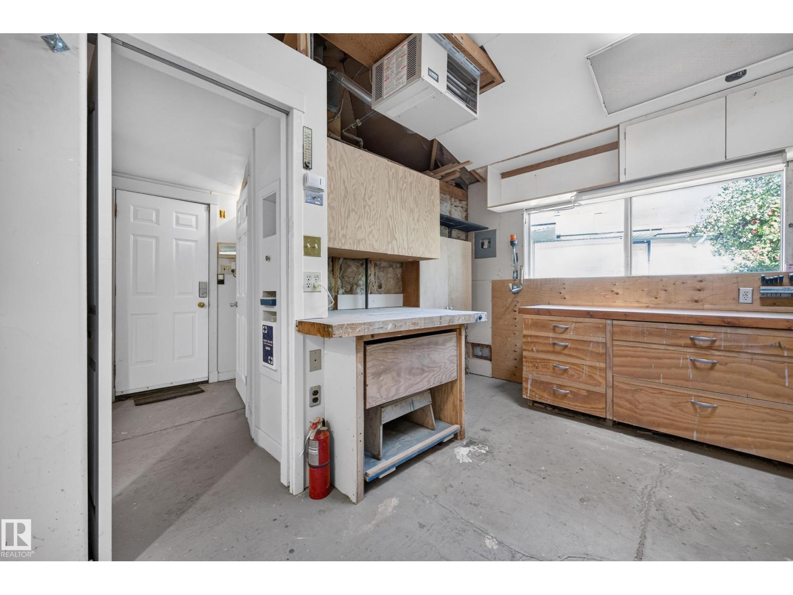 14303 50 Av Nw Property Photo 69