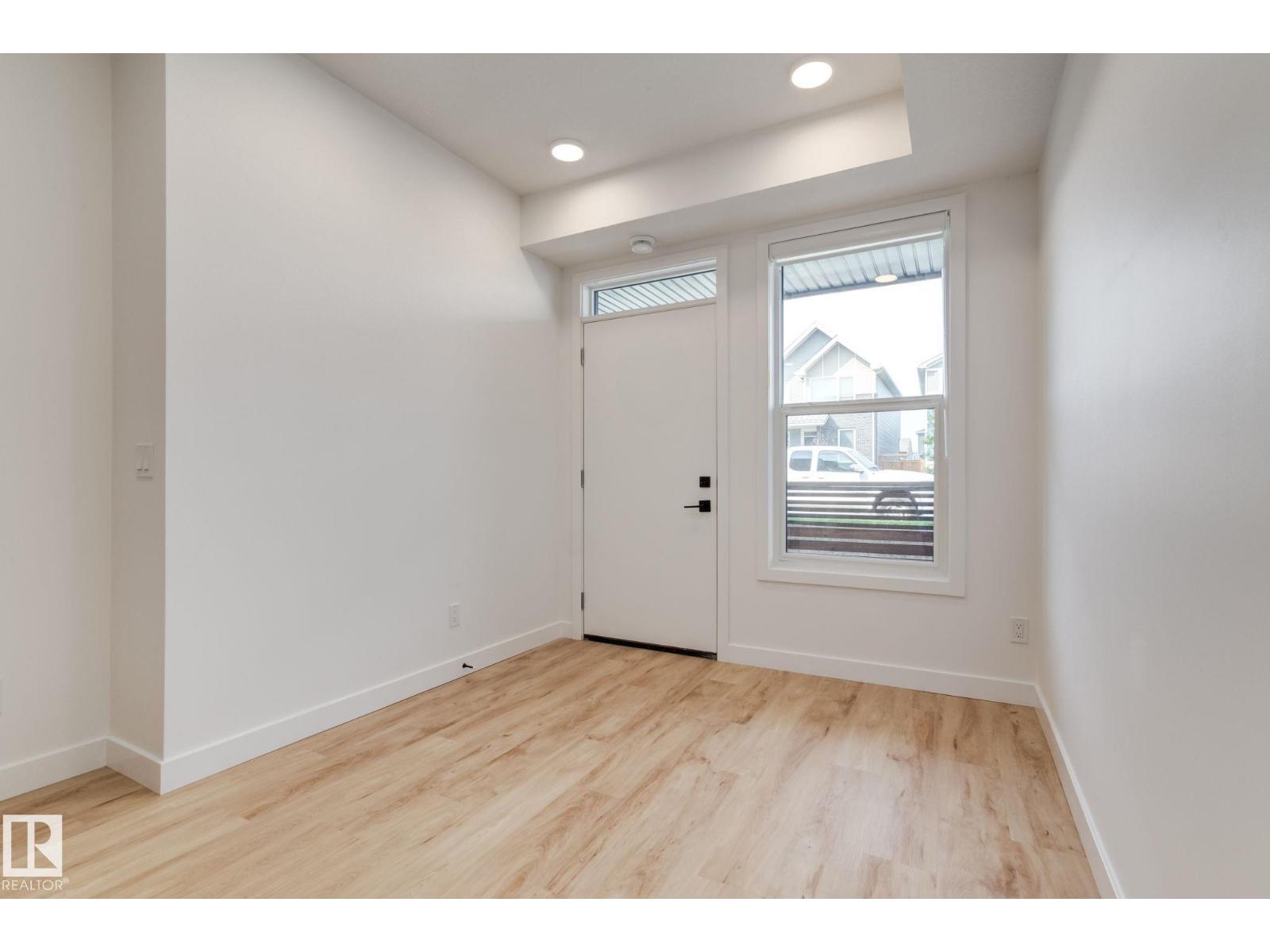#42 16231 19 Av Sw Property Photo 7