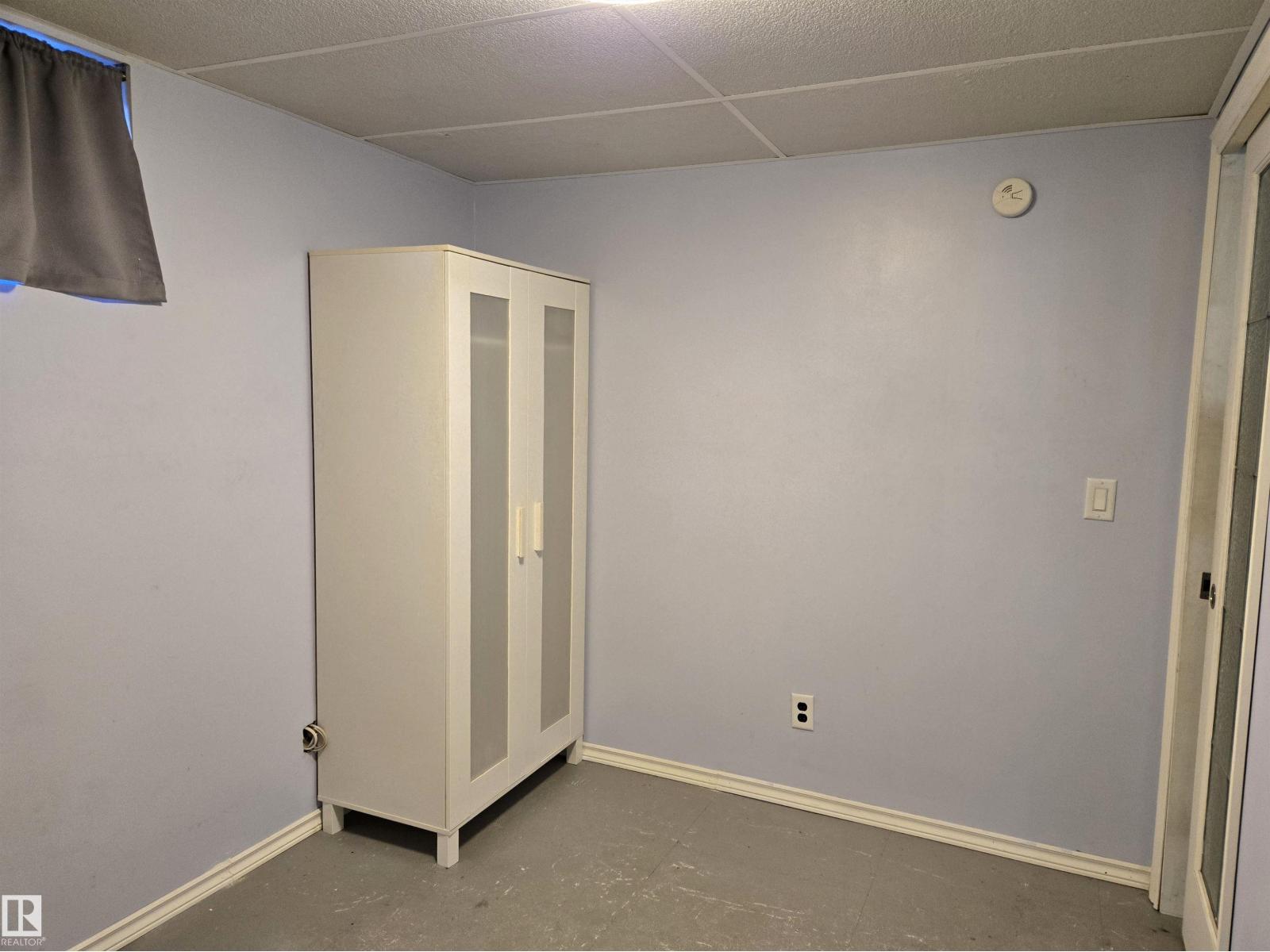 4835 47 St Property Photo 11