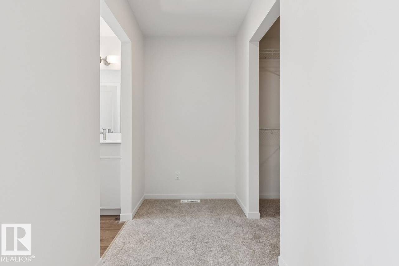 22522 83a Av Nw Property Photo 27