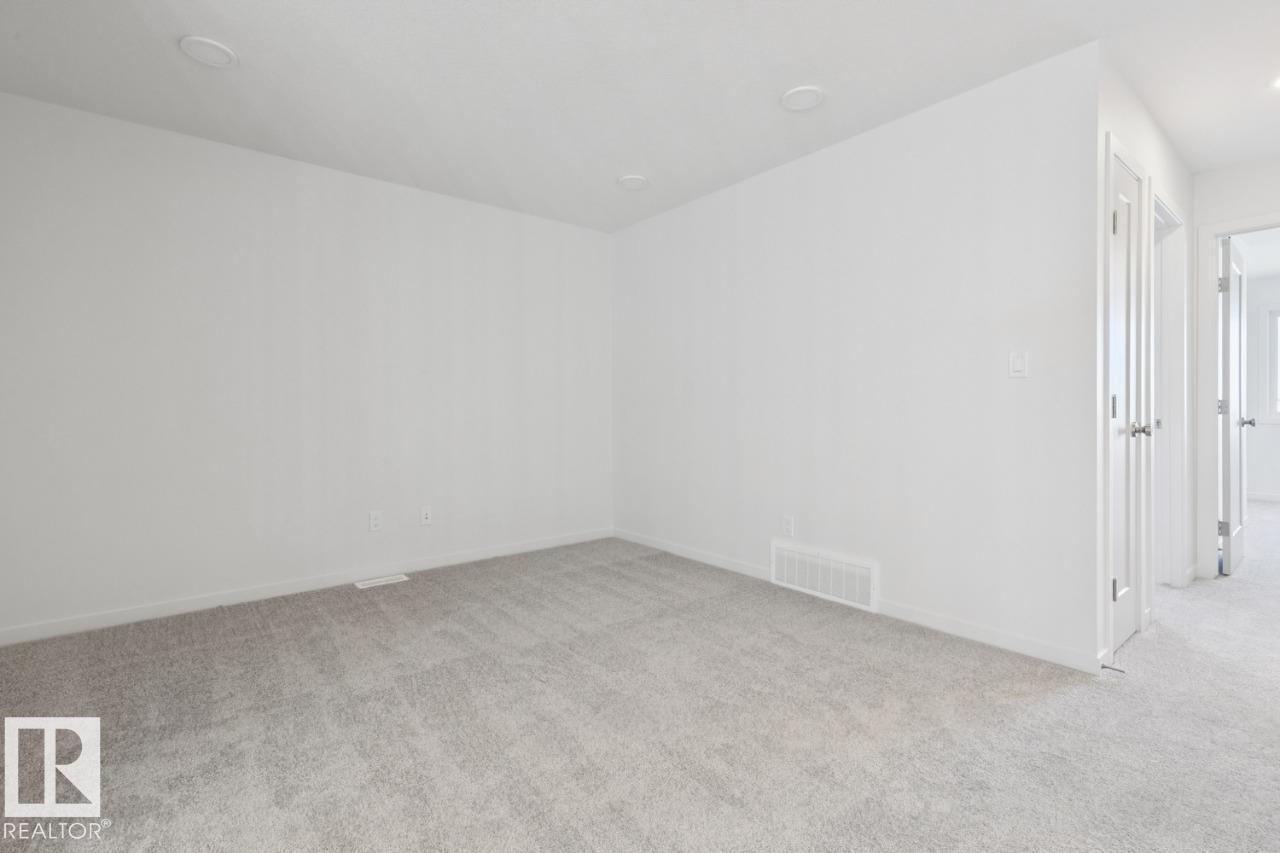 22522 83a Av Nw Property Photo 28