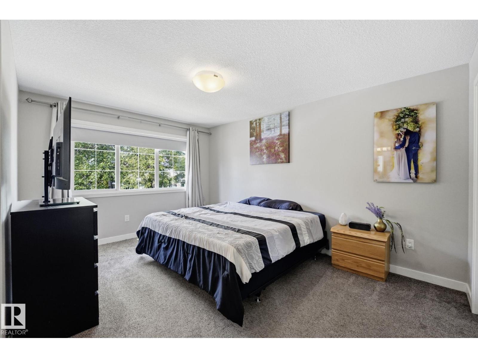 10245 152 St Nw Property Photo 10