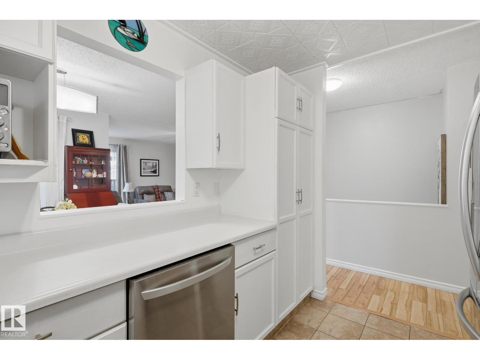 5763 189 St Nw Property Photo 15
