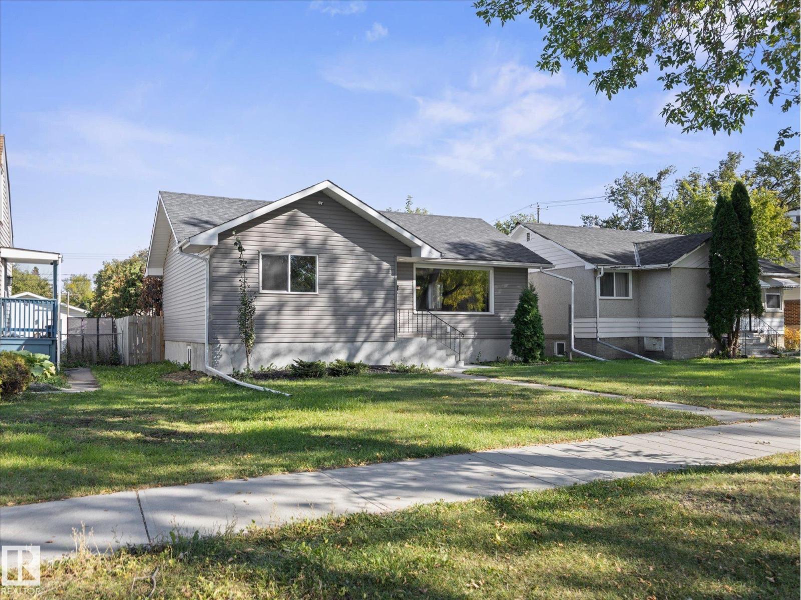 11211 104 St Nw Property Photo 3
