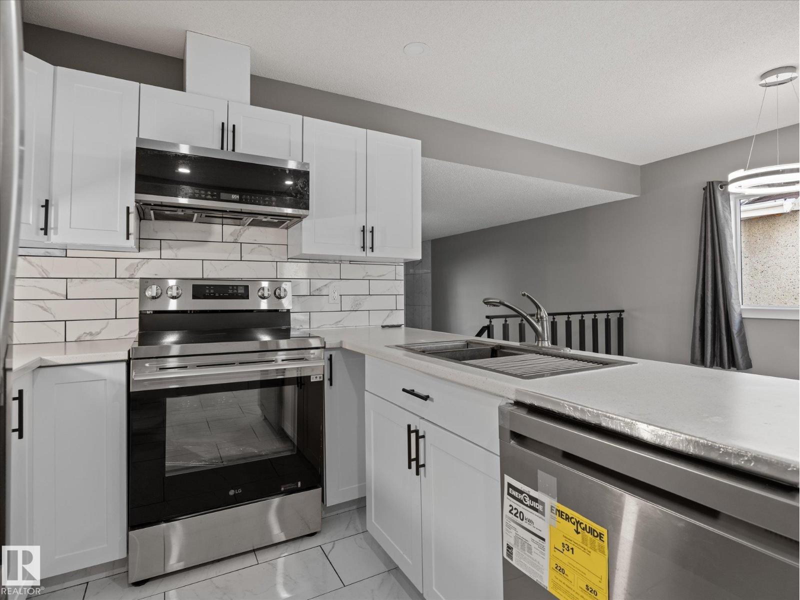 11211 104 St Nw Property Photo 13