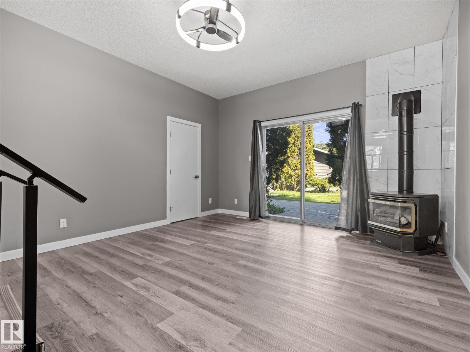 11211 104 St Nw Property Photo 26