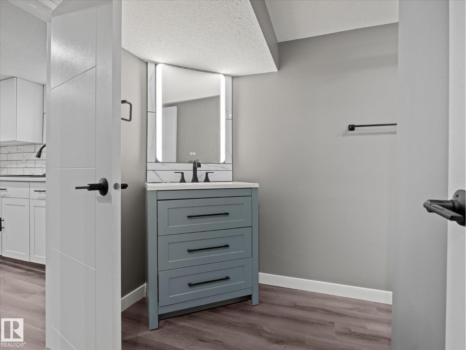 11211 104 St Nw Property Photo 33