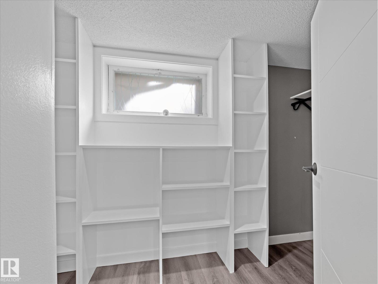 11211 104 St Nw Property Photo 37