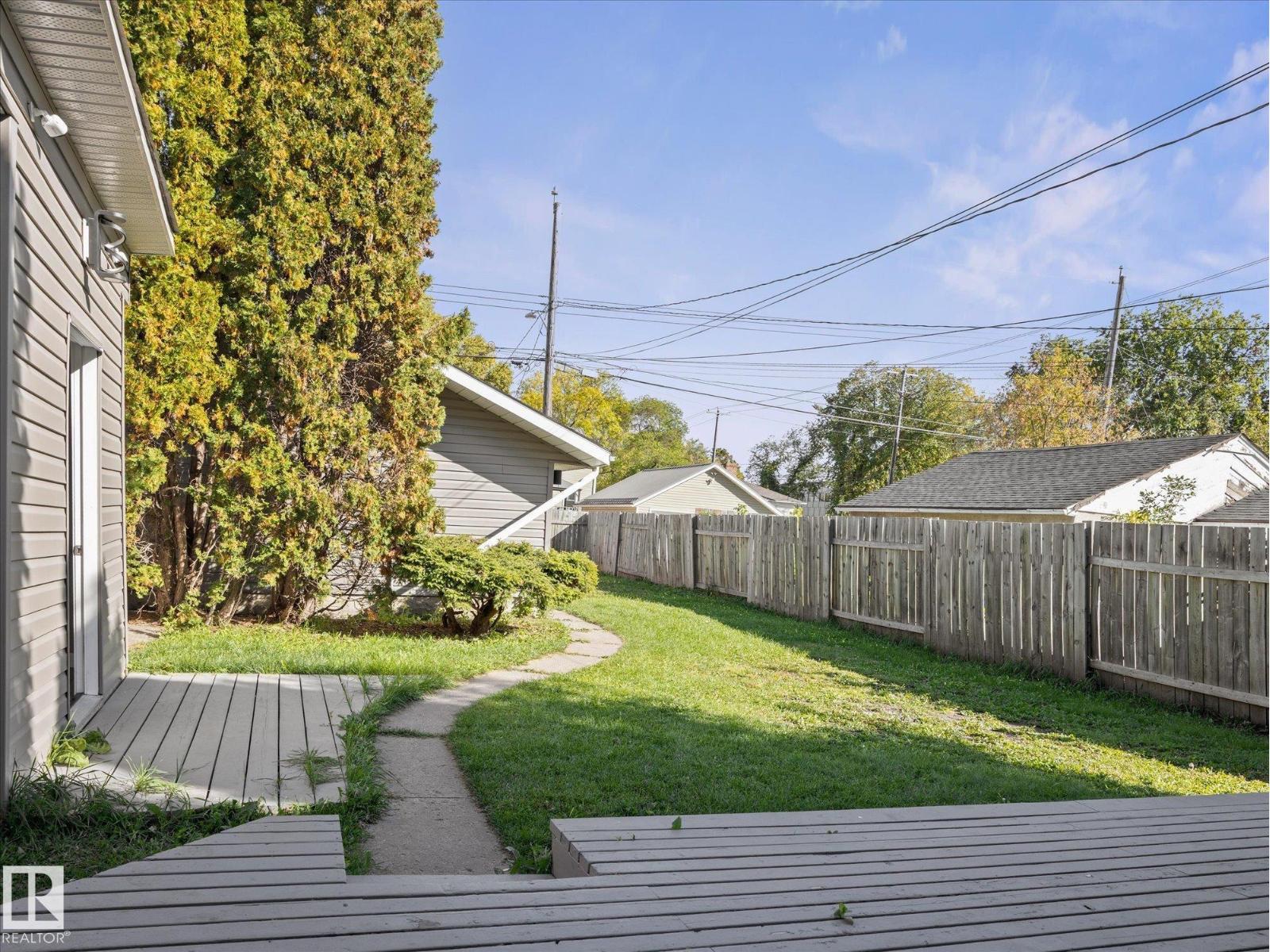11211 104 St Nw Property Photo 43