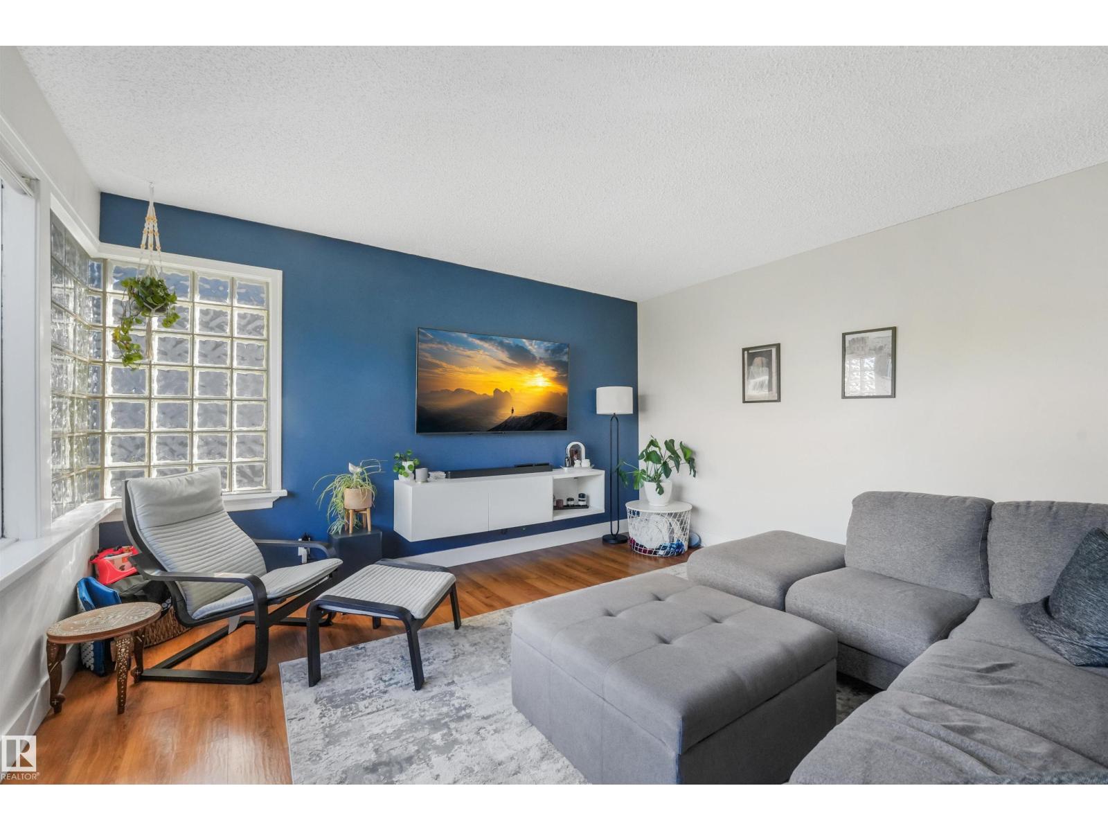 10906 118 St Nw Property Photo 9