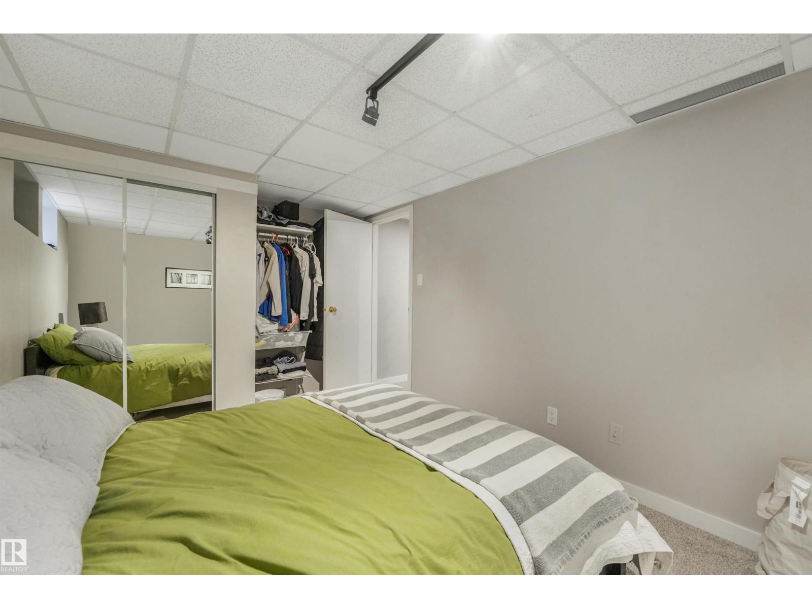 10906 118 St Nw Property Photo 32