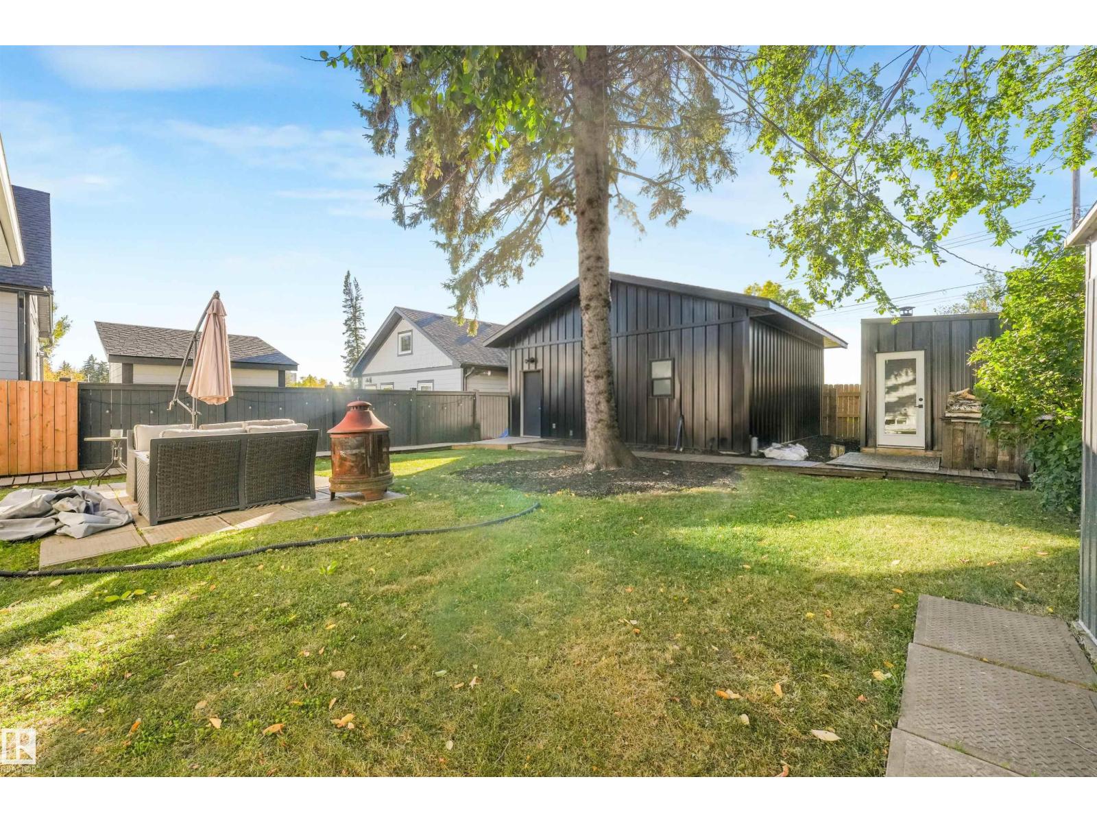 10906 118 St Nw Property Photo 41