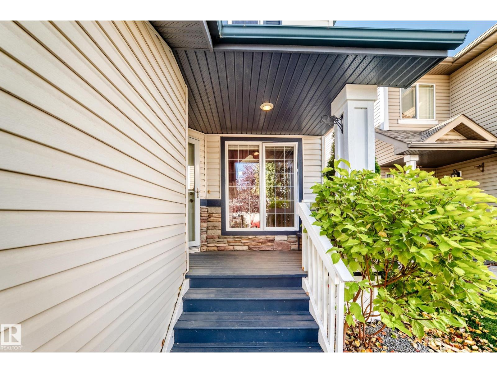 1108 117 St Sw Property Photo 2