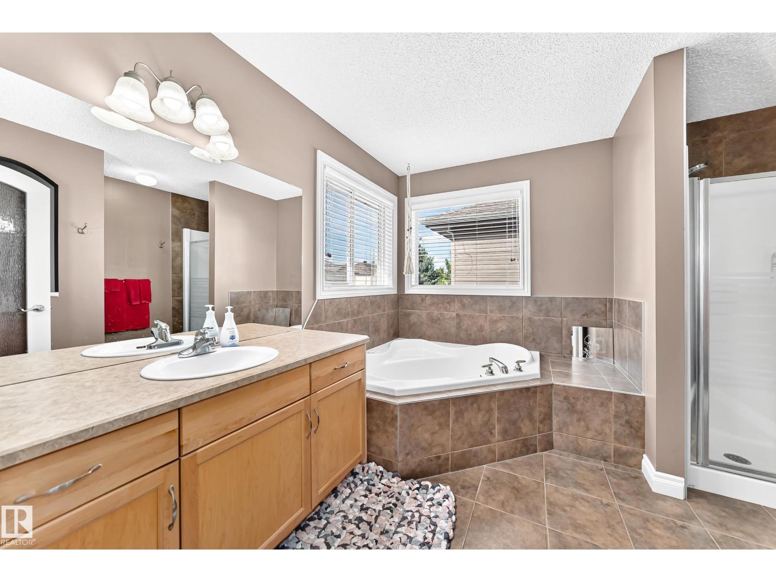 1108 117 St Sw Property Photo 24